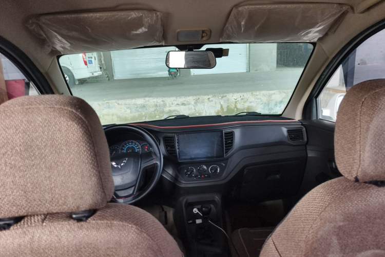 Used Wuling Hongguang V 2019 1.5L Standard Version China VI LAR Headliner