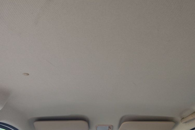 Used Wuling Hongguang V 2019 1.5L Jingqu Version China VI LAR Headliner