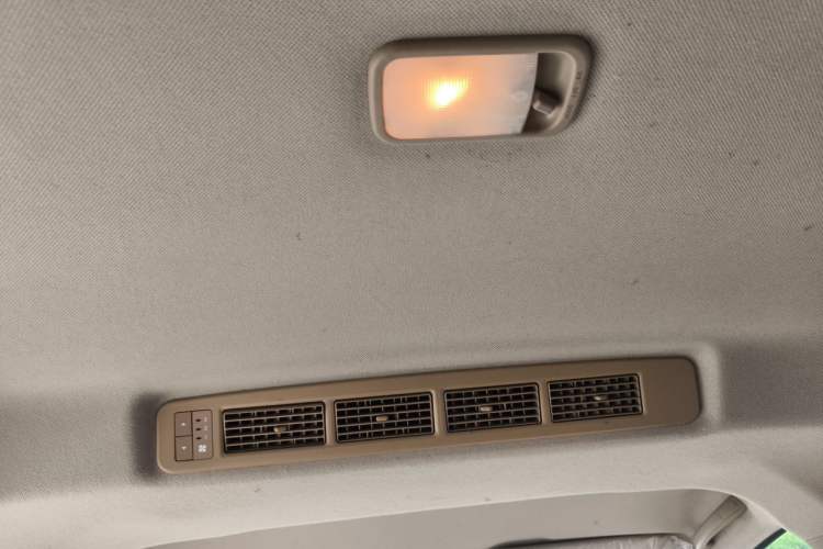 Used Wuling Hongguang V 2019 1.5L Enjoyment Version China VI LAR Headliner