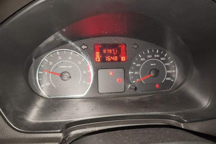 Used Wuling Hongguang V 2019 1.5L Base Window-Sealed Vehicle China VI LAR Instrument Cluster