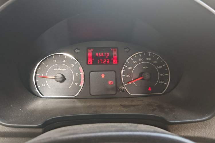 Used Wuling Hongguang V 2019 1.5L Jingqu Version China VI LAR Instrument Cluster