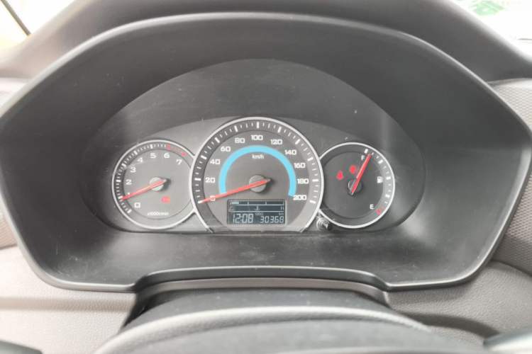 Used Wuling Hongguang V 2019 1.5L Enjoyment Version China VI LAR Instrument Cluster