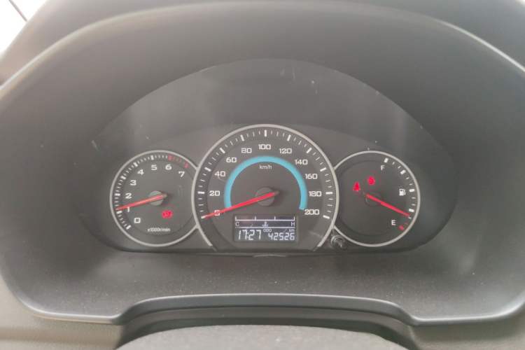 Used Wuling Hongguang V 2019 1.5L Enjoyment Version China VI LAR Instrument Cluster