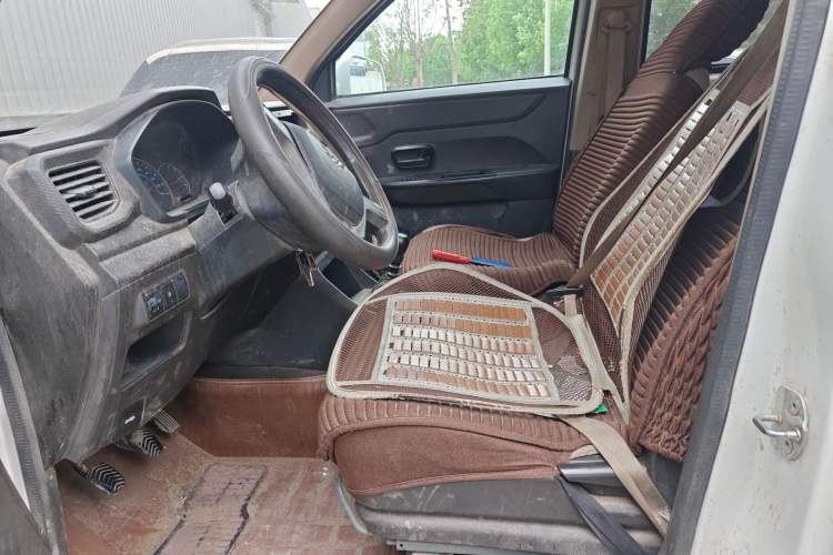 Used Wuling Hongguang V 2019 1.5L Base Version China VI LAR Left Front Seat