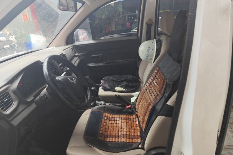 Used Wuling Hongguang V 2019 1.5L Jingqu Version China VI LAR Left Front Seat