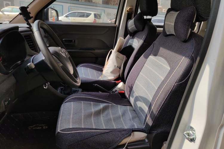 Used Wuling Hongguang V 2019 1.5L Jingqu Version China VI LAR Left Front Seat