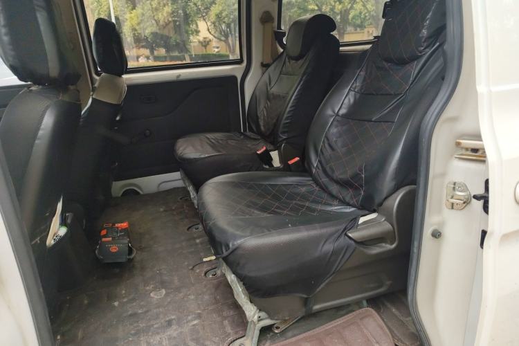 Used Wuling Hongguang V 2019 1.5L Enjoyment Version China VI LAR Left Rear Seat