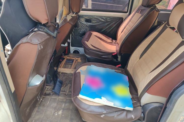 Used Wuling Hongguang V 2019 1.5L Enjoyment Version China VI LAR Left Rear Seat