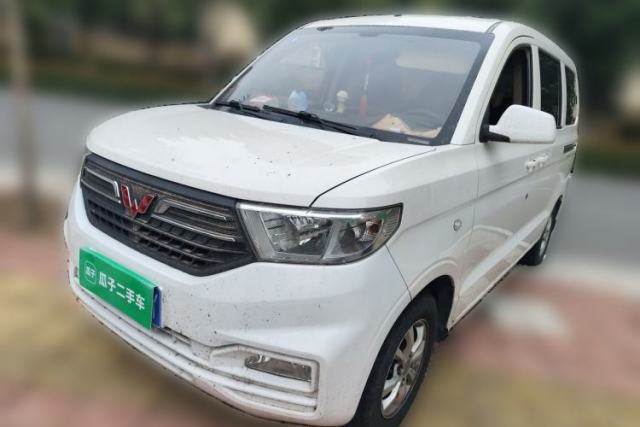 Used Wuling Hongguang V 2019 1.5L Enjoyment Version China VI LAR