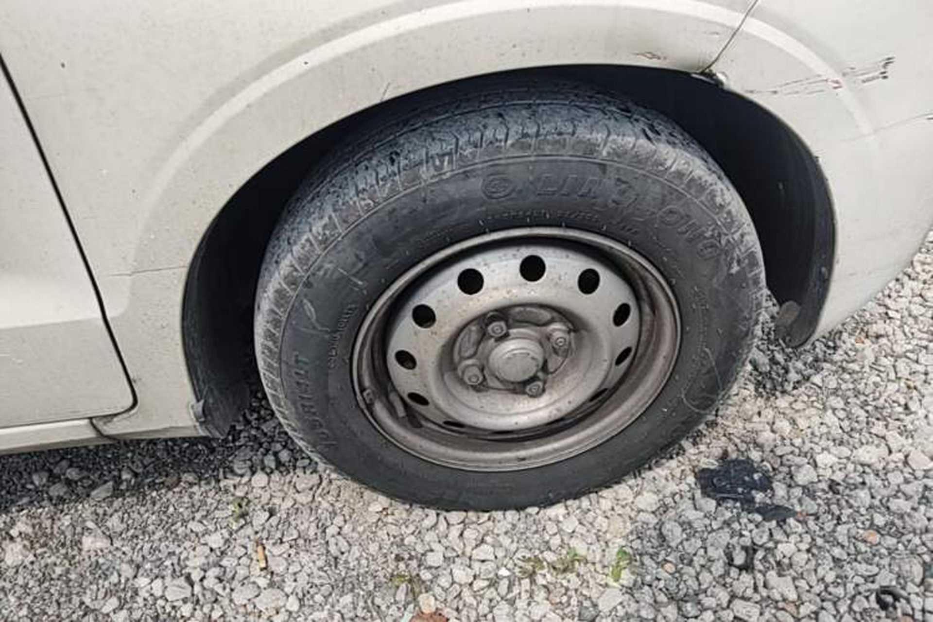Used Wuling Hongguang V 2019 1.5L Base Version China VI LAR Right Front Wheel Hub
