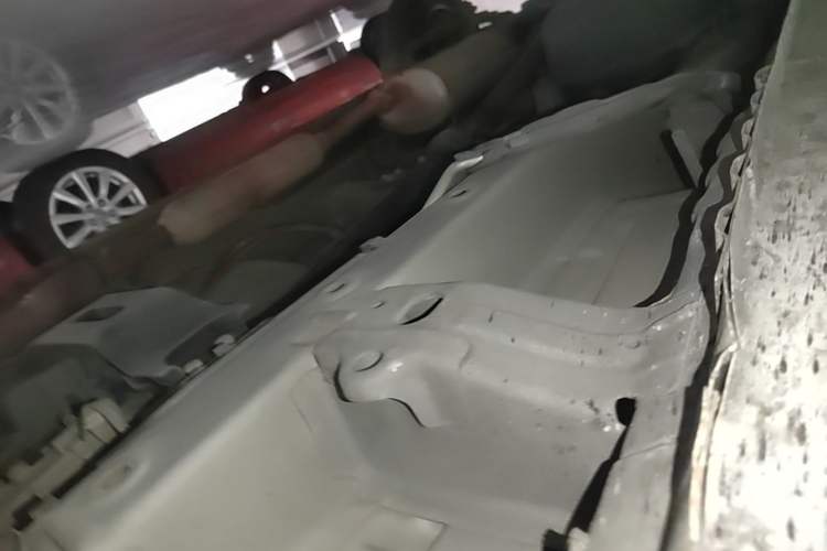 Used Wuling Hongguang V 2019 1.5L Enjoyment Version China VI LAR Right Side Sill
