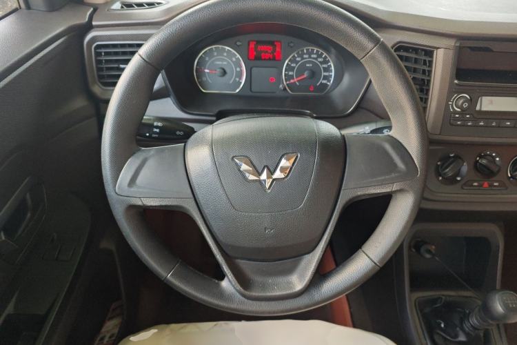 Used Wuling Hongguang V 2019 1.5L Jingqu Version China VI LAR Steering Wheel
