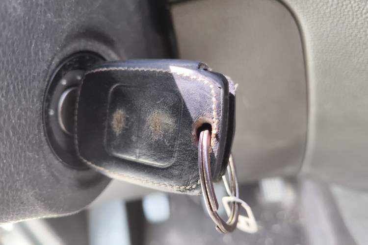 Used Wuling Hongguang V 2019 1.5L Enjoyment Version China VI LAR Vehicle Key