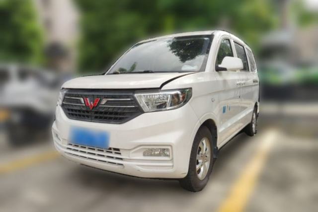Used Wuling Hongguang V 2019 1.5L Enjoyment Version China VI LAR