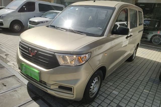 Used Wuling Hongguang V 2019 1.5L Jingqu Version China VI LAR