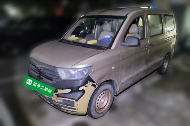Used Wuling Hongguang V 2019 1.5L Base Version China VI LAR