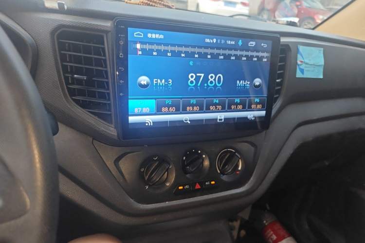 Used Wuling Hongguang V 2019 1.5L Jingqu Edition Sealed-Window Vehicle China VI LAR Audio And AC Panel