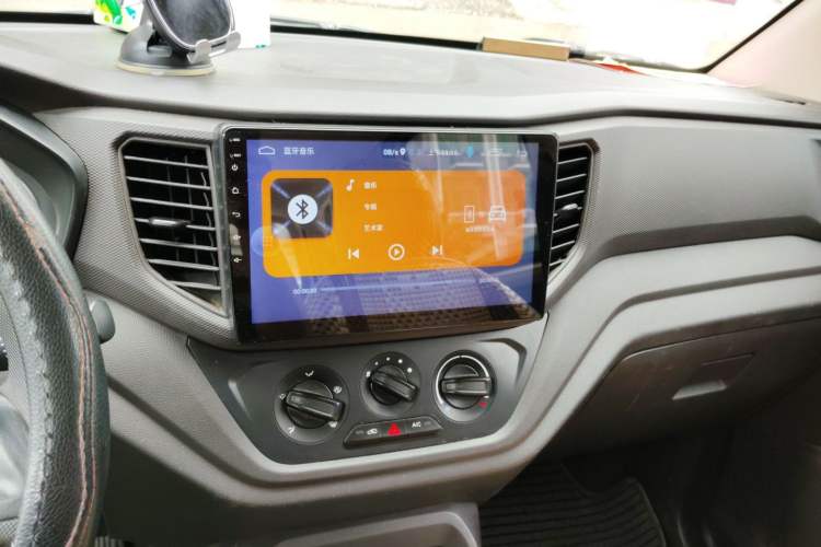 Used Wuling Hongguang V 2019 1.5L Base Version China VI LAR Audio And AC Panel