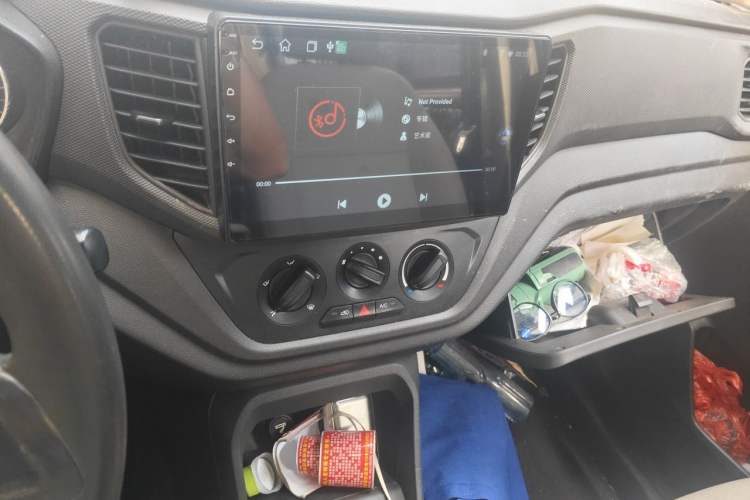 Used Wuling Hongguang V 2019 1.5L Jingqu Version China VI LAR Audio And AC Panel