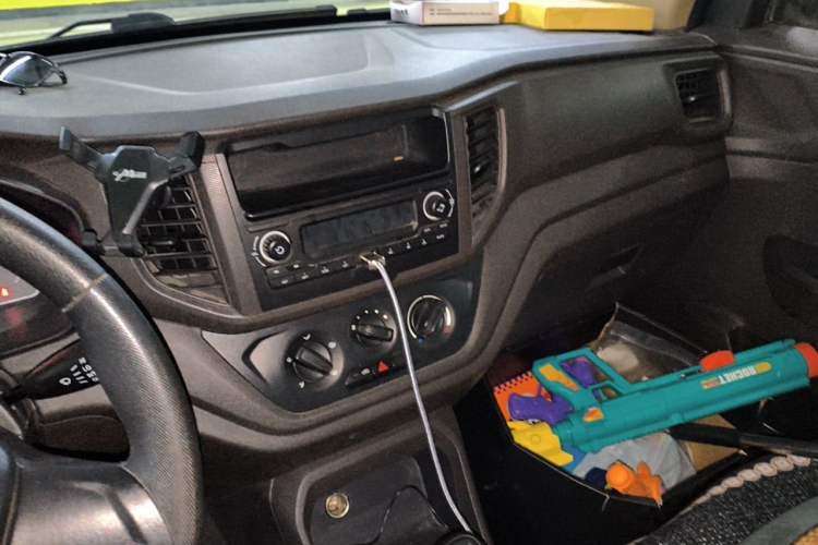 Used Wuling Hongguang V 2019 1.5L Jingqu Version China VI LAR Audio And AC Panel
