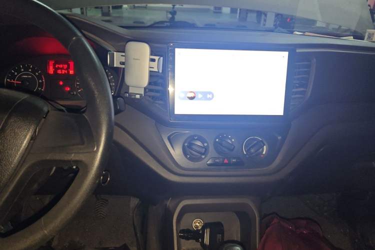 Used Wuling Hongguang V 2019 1.5L Jingqu Version China VI LAR Audio And AC Panel