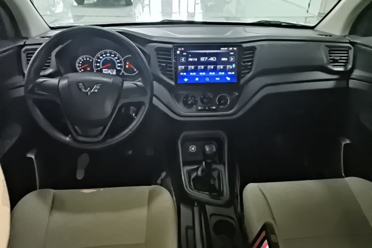 Used Wuling Hongguang V 2019 1.5L Enjoyment Version China VI LAR Center Console