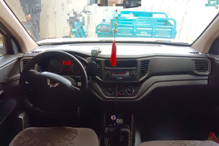 Used Wuling Hongguang V 2019 1.5L Jingqu Version China VI LAR Center Console