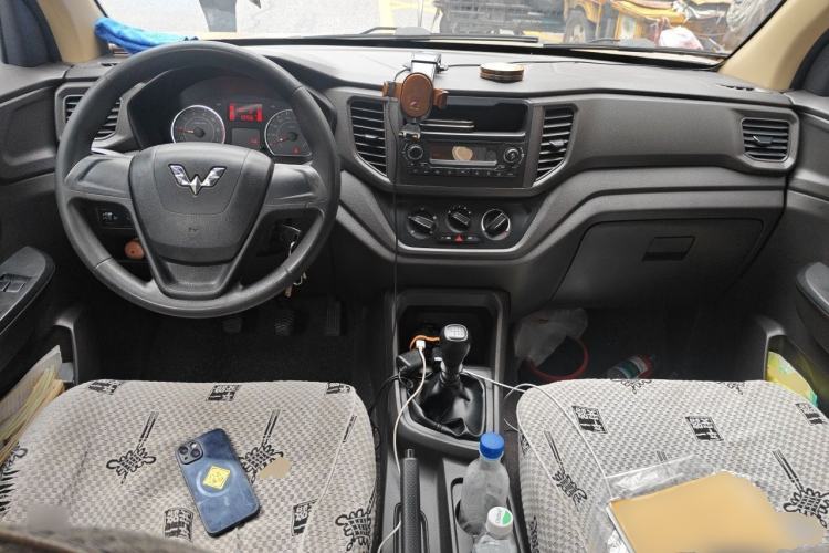 Used Wuling Hongguang V 2019 1.5L Jingqu Version China VI LAR Center Console