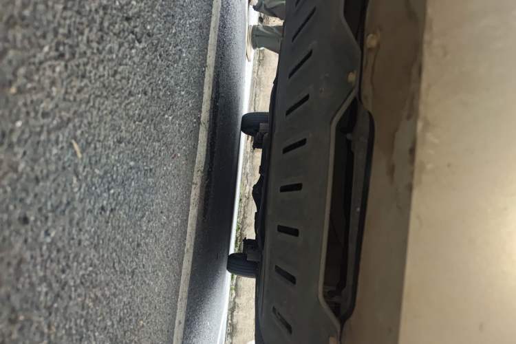 Used Wuling Hongguang V 2019 1.5L Base Version China VI LAR Chassis Front
