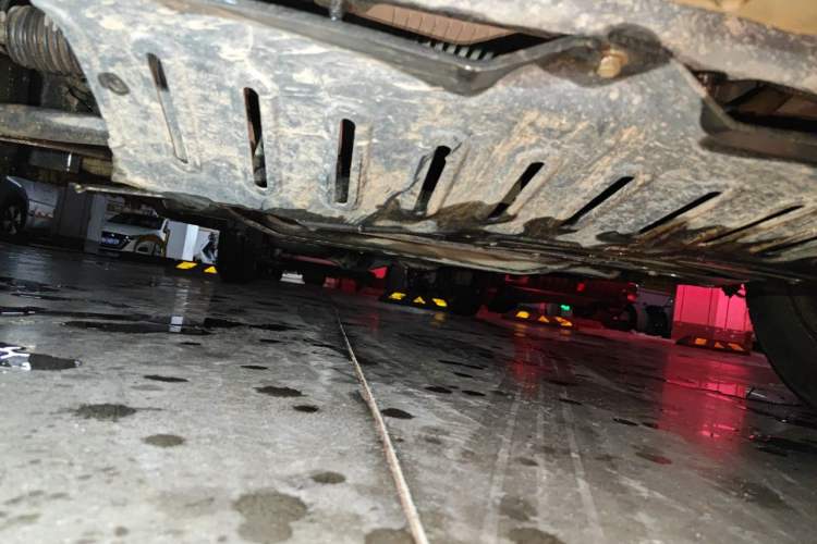 Used Wuling Hongguang V 2019 1.5L Jingqu Version China VI LAR Chassis Front