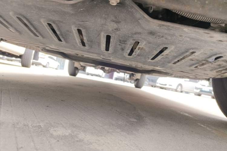 Used Wuling Hongguang V 2019 1.5L Jingqu Edition Sealed-Window Vehicle China VI LAR Chassis Front