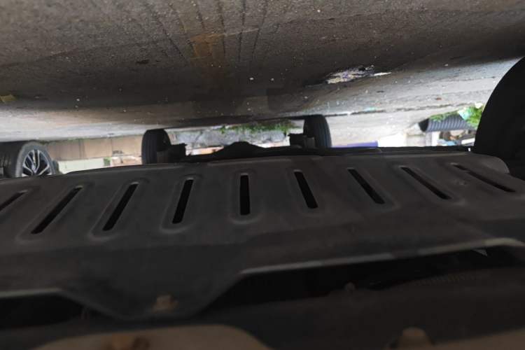 Used Wuling Hongguang V 2019 1.5L Jingqu Edition Sealed-Window Vehicle China VI LAR Chassis Front