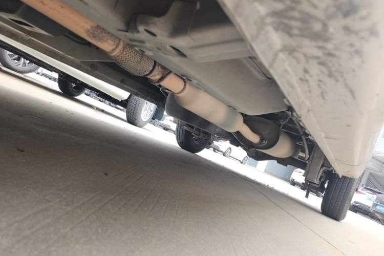 Used Wuling Hongguang V 2019 1.5L Jingqu Edition Sealed-Window Vehicle China VI LAR Chassis Front Left