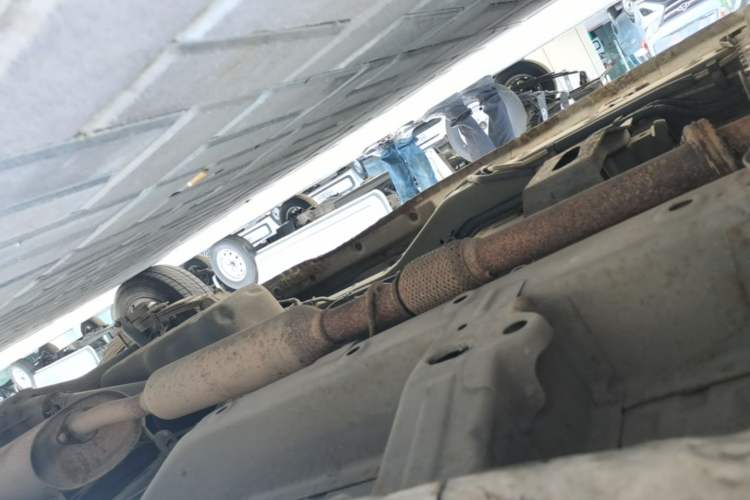 Used Wuling Hongguang V 2019 1.5L Standard Version China VI LAR Chassis Front Left