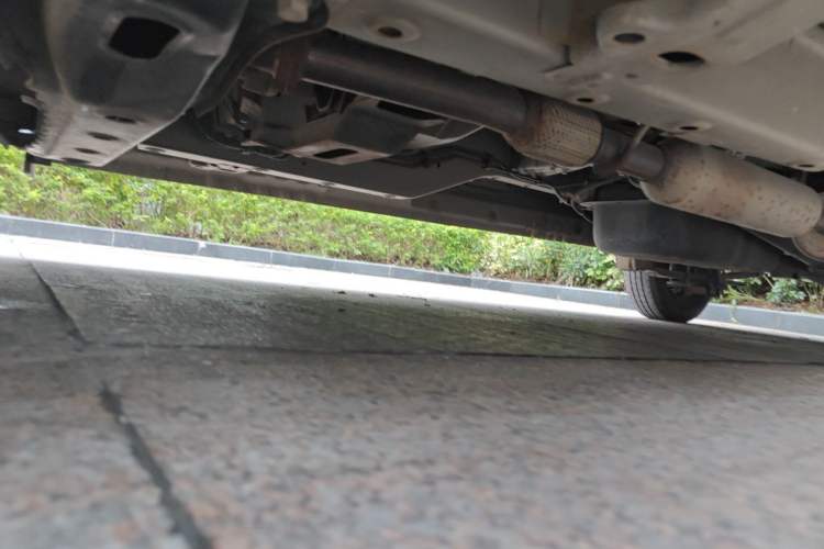 Used Wuling Hongguang V 2019 1.5L Jingqu Version China VI LAR Chassis Front Left