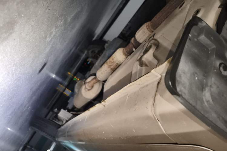 Used Wuling Hongguang V 2019 1.5L Jingqu Edition Sealed-Window Vehicle China VI LAR Chassis Front Left