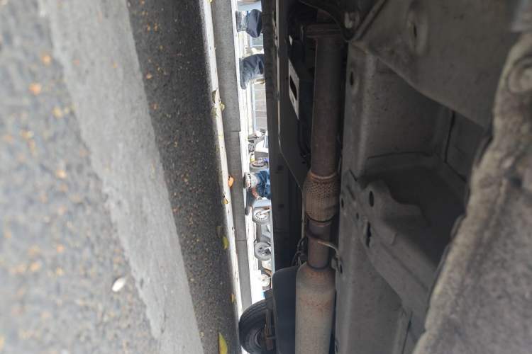 Used Wuling Hongguang V 2019 1.5L Standard Version China VI LAR Chassis Front Left