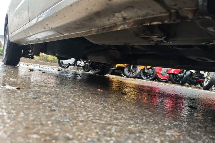 Used Wuling Hongguang V 2019 1.5L Jingqu Version China VI LAR Chassis Front Right