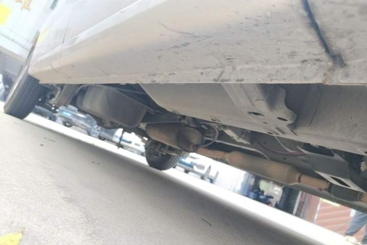Used Wuling Hongguang V 2019 1.5L Jingqu Edition Sealed-Window Vehicle China VI LAR Chassis Front Right