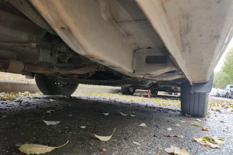 Used Wuling Hongguang V 2019 1.5L Jingqu Version China VI LAR Chassis Front Right