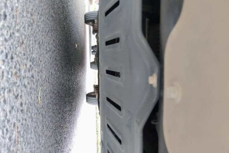 Used Wuling Hongguang V 2019 1.5L Enjoyment Version China VI LAR Chassis Front