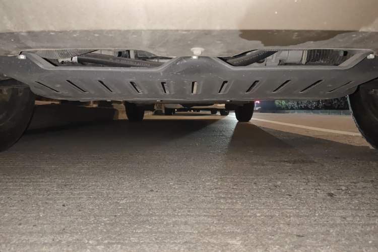 Used Wuling Hongguang V 2019 1.5L Jingqu Version China VI LAR Chassis Front