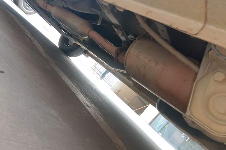 Used Wuling Hongguang V 2019 1.5L Jingqu Version China VI LAR Chassis Rear Left