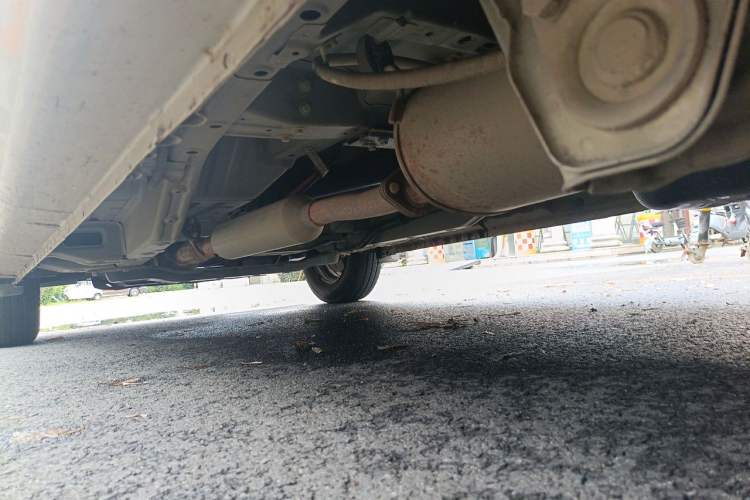 Used Wuling Hongguang V 2019 1.5L Base Version China VI LAR Chassis Rear Left