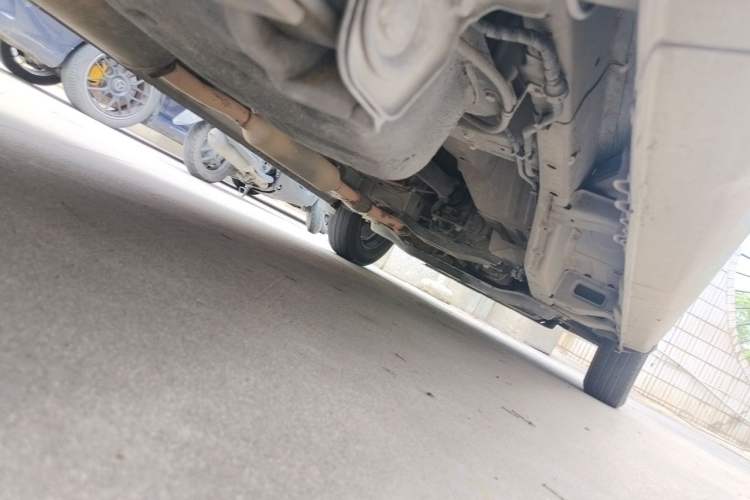 Used Wuling Hongguang V 2019 1.5L Jingqu Edition Sealed-Window Vehicle China VI LAR Chassis Rear Right