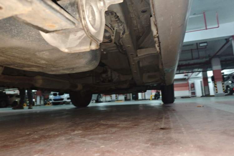 Used Wuling Hongguang V 2019 1.5L Jingqu Version China VI LAR Chassis Rear Right