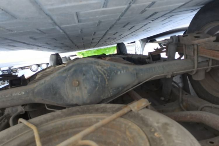 Used Wuling Hongguang V 2019 1.5L Standard Version China VI LAR Chassis Rear