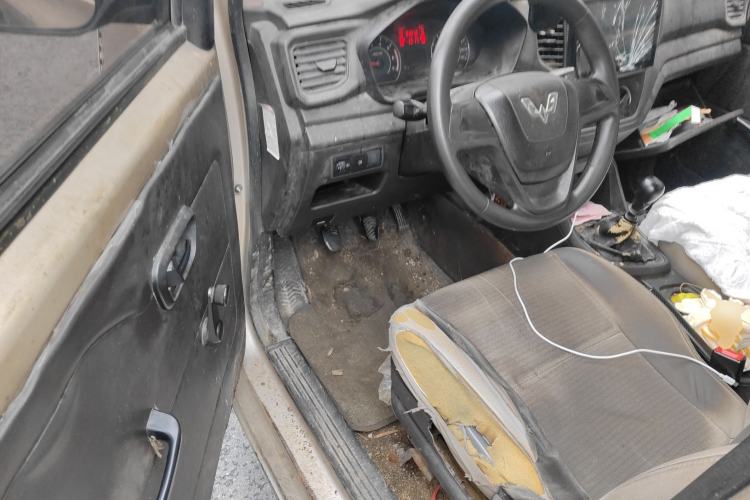 Used Wuling Hongguang V 2019 1.5L Jingqu Version China VI LAR Driver Seat