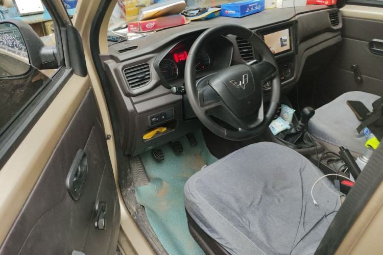 Used Wuling Hongguang V 2019 1.5L Jingqu Version China VI LAR Driver Seat