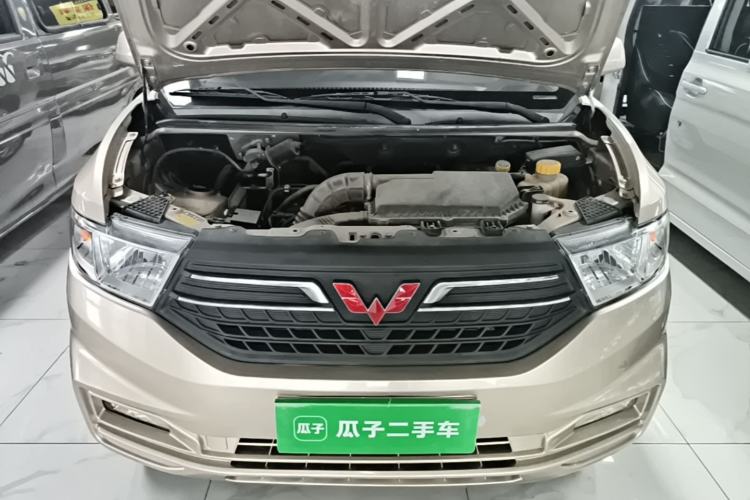 Used Wuling Hongguang V 2019 1.5L Enjoyment Version China VI LAR Engine Bay